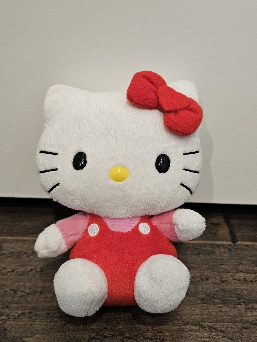TY Beanie Buddies Collection Hello Kitty Plush 6” Red Bow 2009 Original
